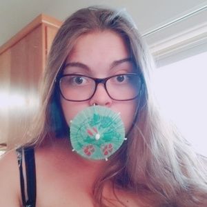 Meet your Posher, Reese